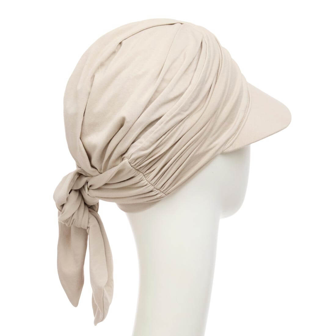 Briana solhat med solbeskyttelse faktor 50+.