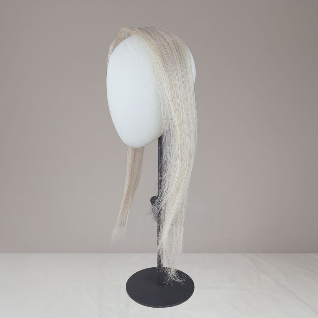 Toftild Hairline Topper 35 cm med snöre - färg 53