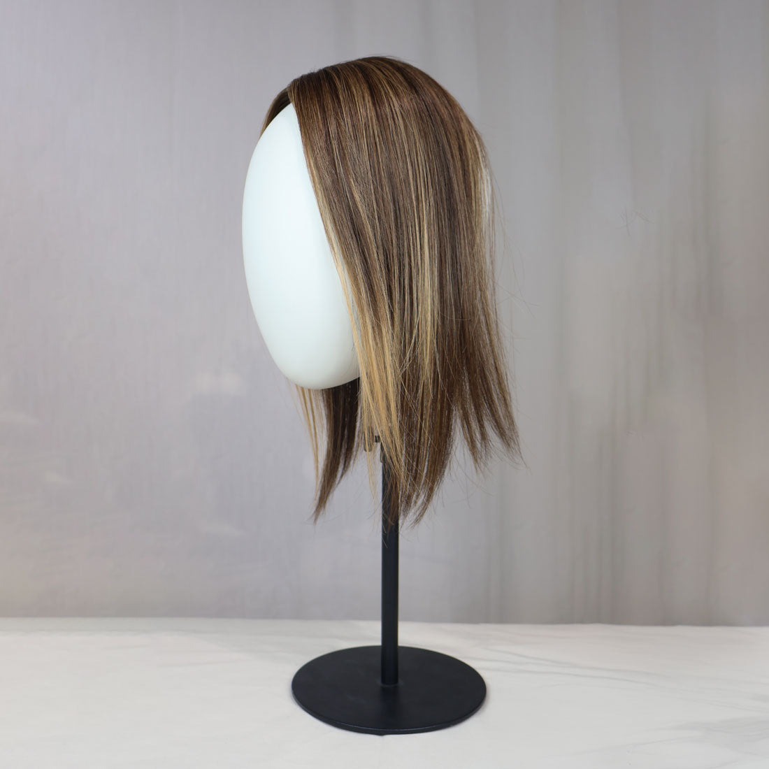 Toftild Frontal Mono Topper 30 cm klipseillä - väri 27-8K