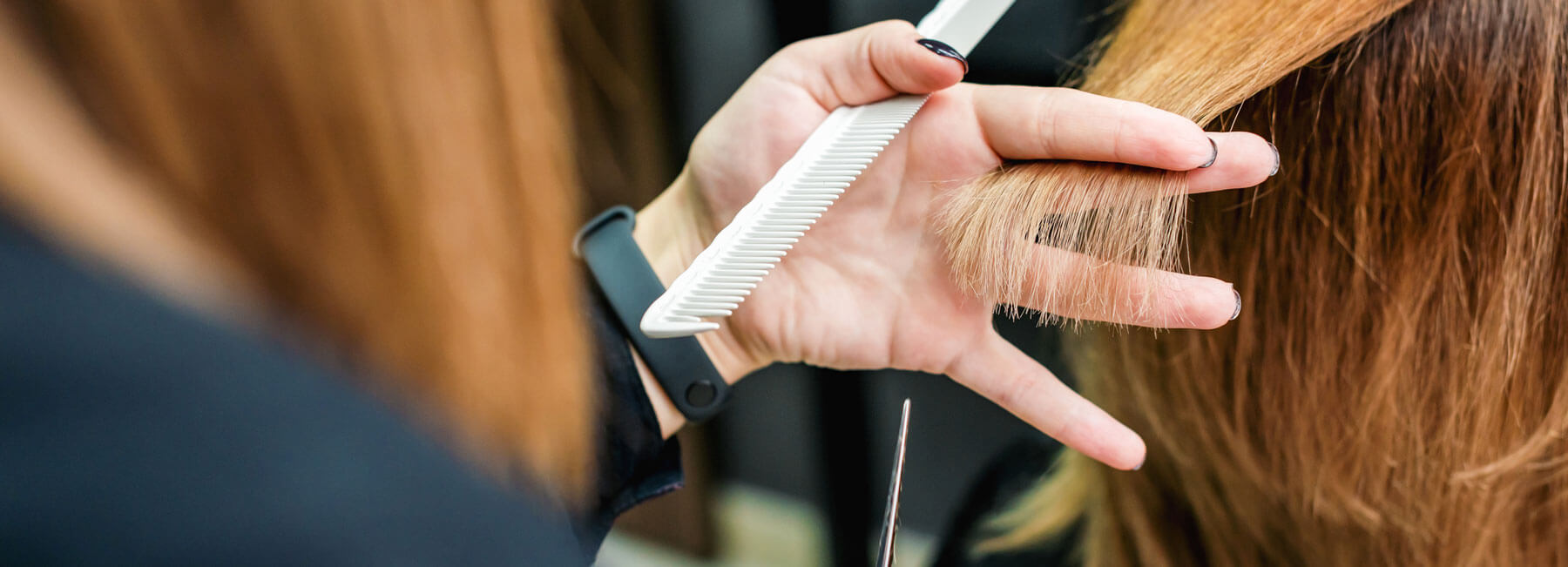 Toftild Alternativt Hår tilbyder altid individualitet i din hårløsning. Vi tilklippet din paryk så den passer til dig.