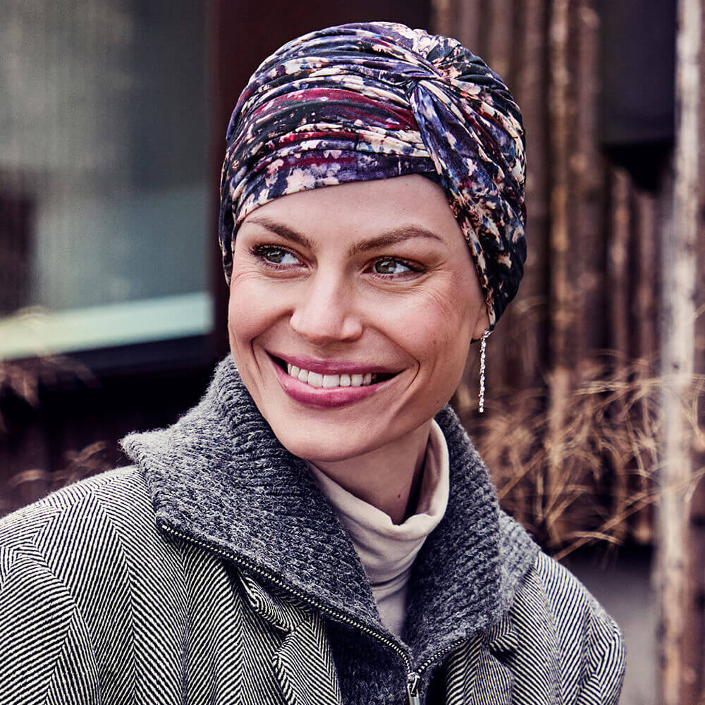 Feminin turban i smukker efterårsfarver