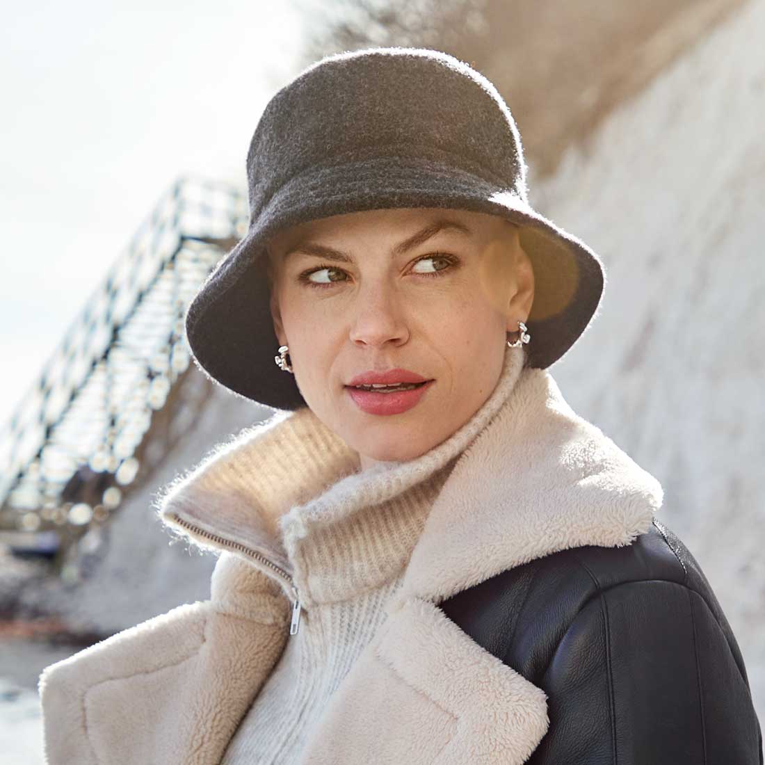 HocAurelia Hat, Woolly Black