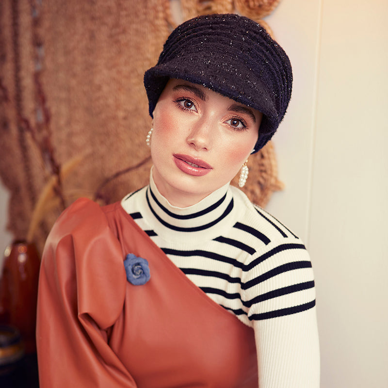 Pandora Boho Cap i mørkeblå bouclé