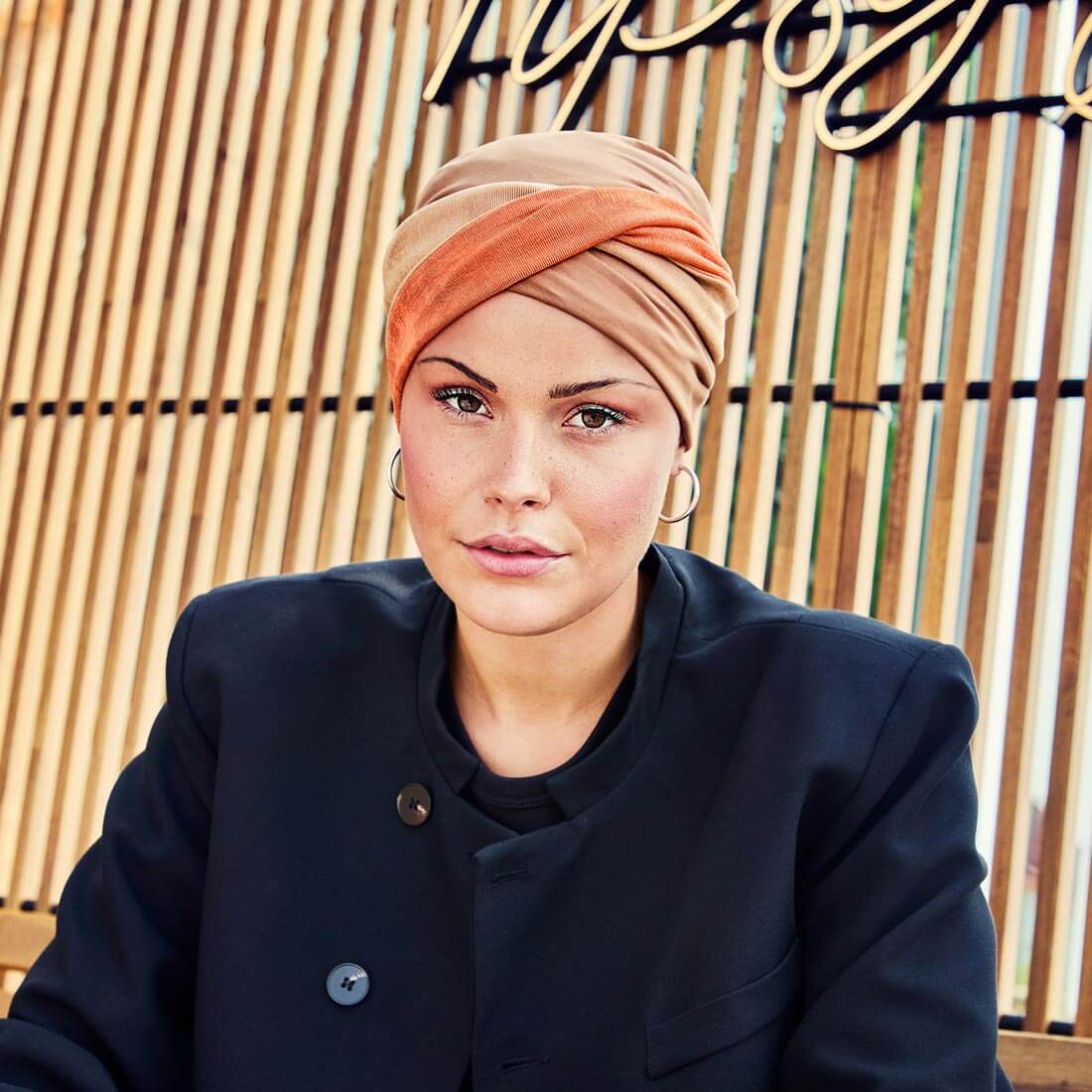 HocZoya Turban fra Christine Headwear i Desert Sunset