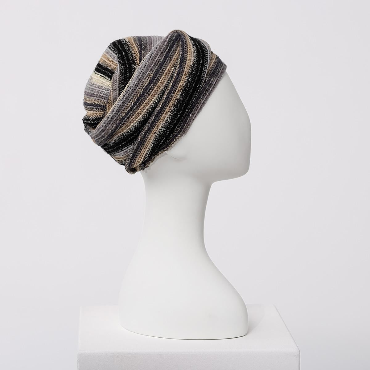 HocZoya_BlackAutumnStripes-0050