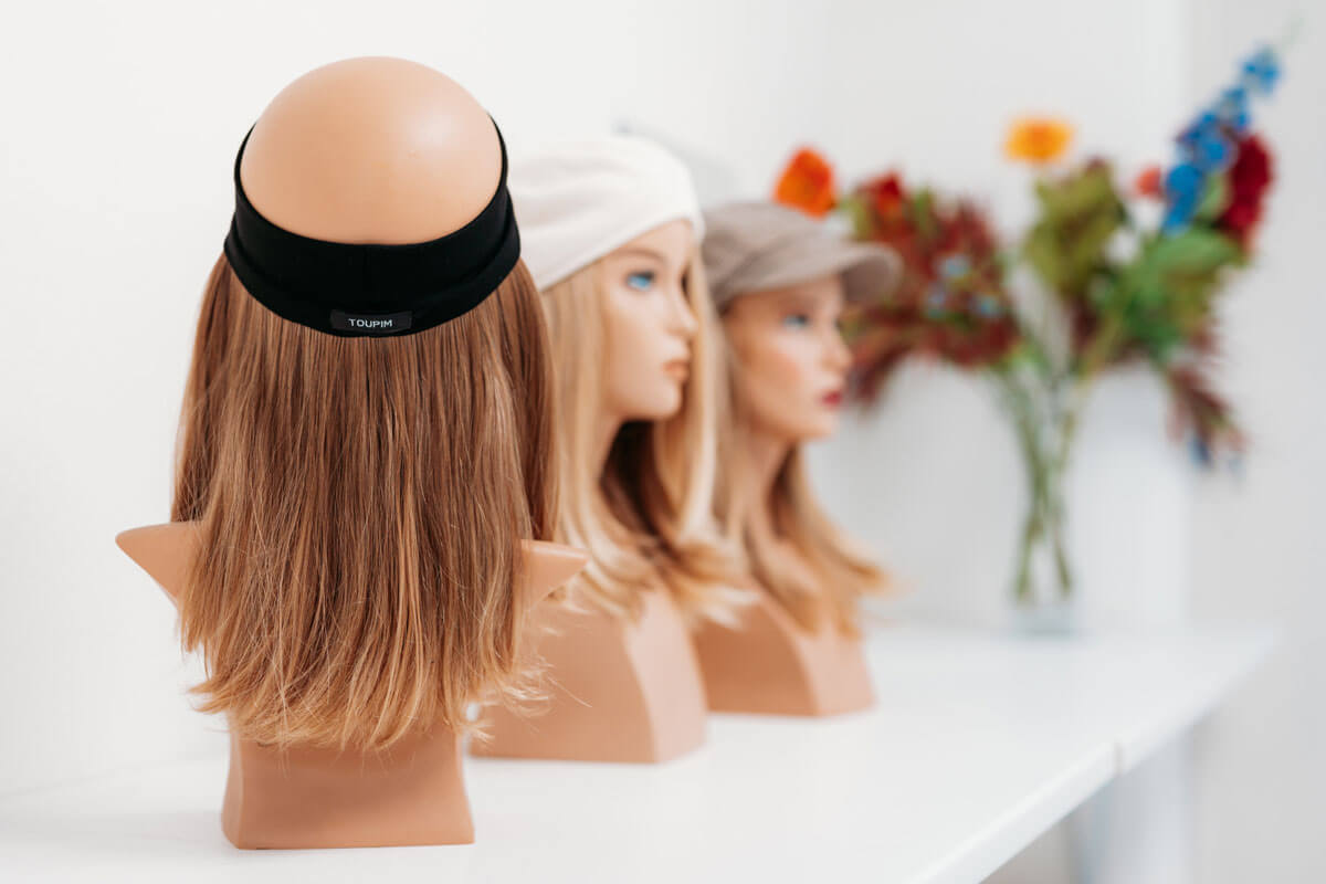 Pandebånd lavet til kvinder med hårtab grundet alopecia eller kemobehandling.