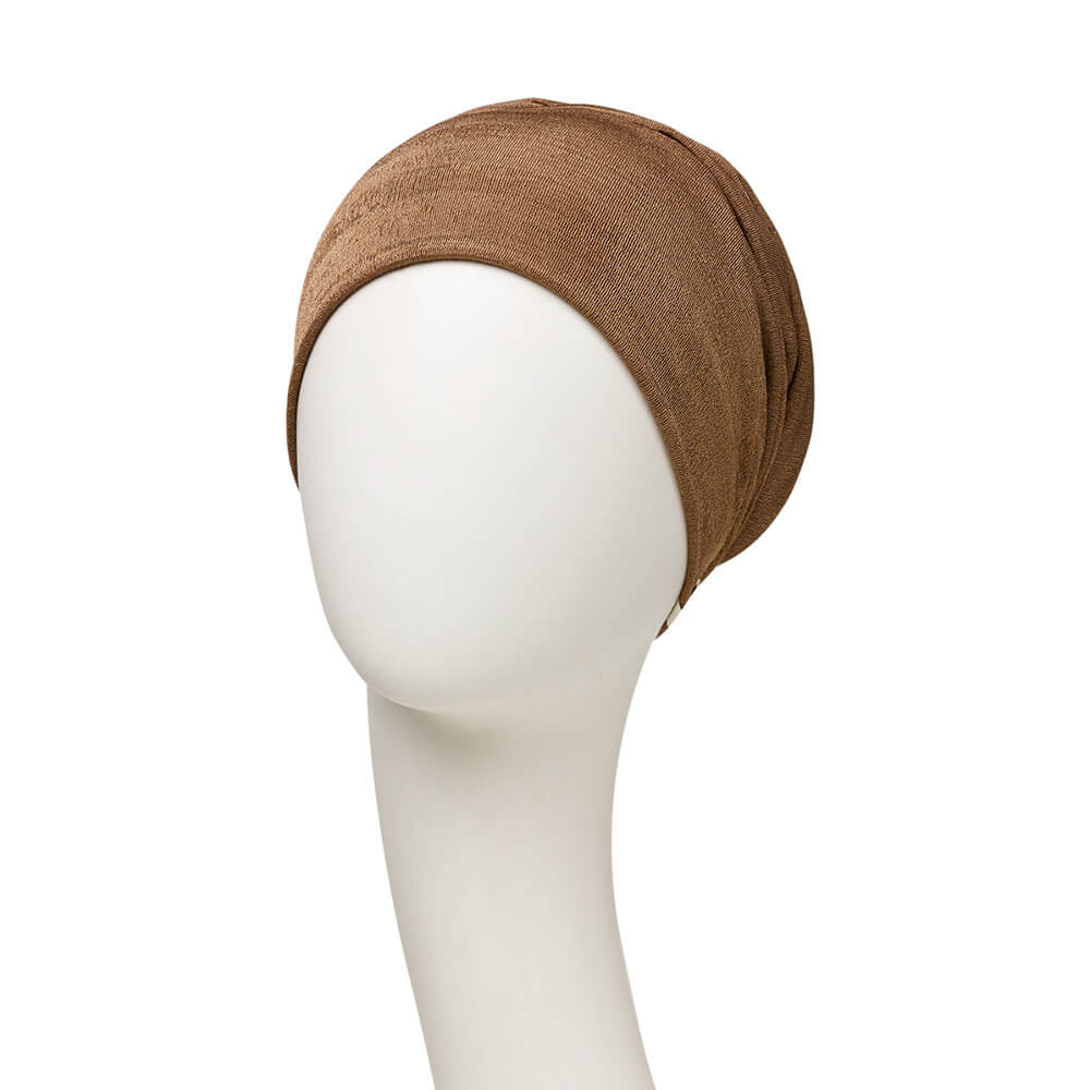 Scarlet Turban med elegant og fyldigt pandebånd.